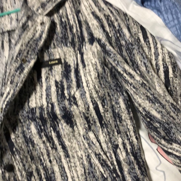 Men's black and white striped design style top - Picture 5 of 16